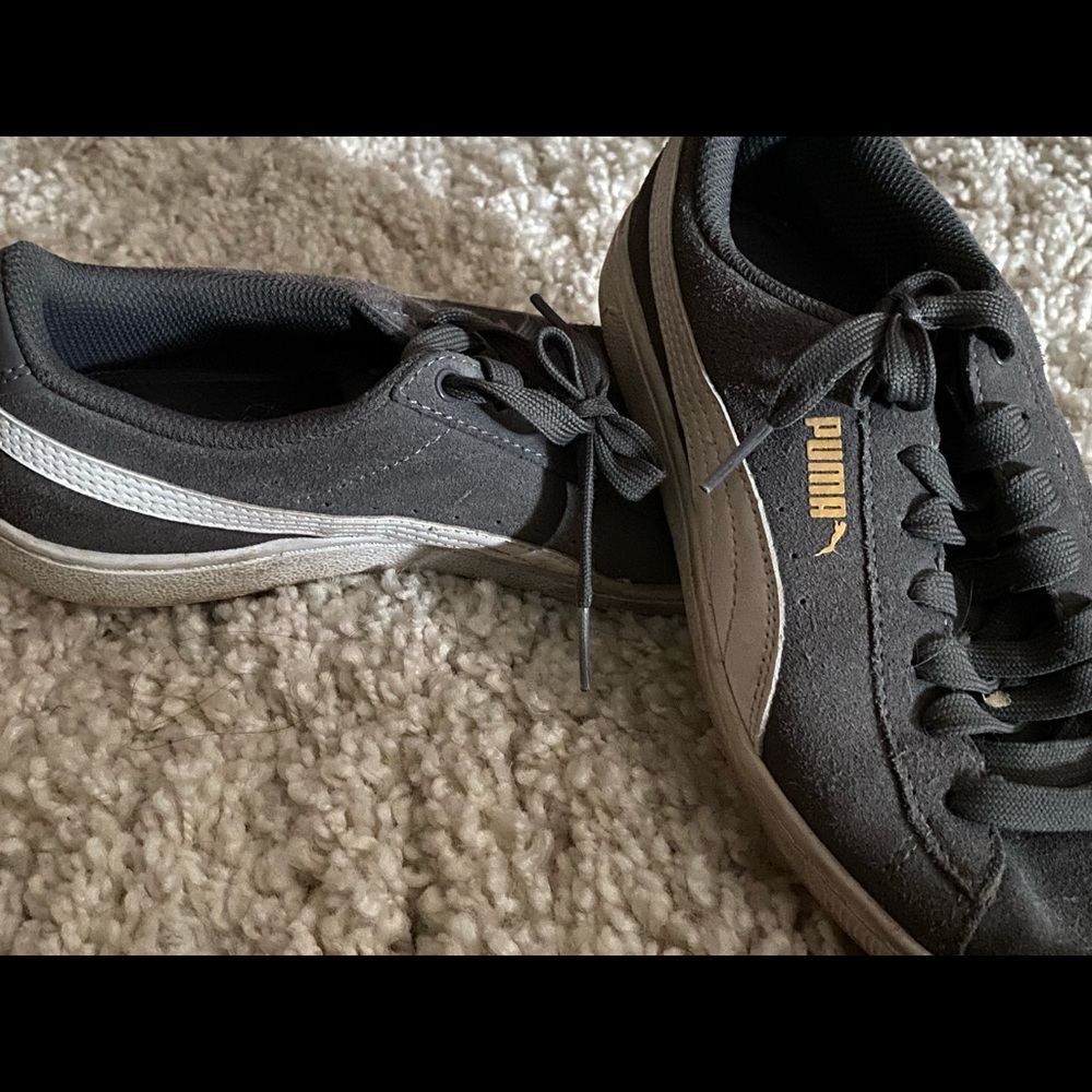Gently used suede Puma sneakers